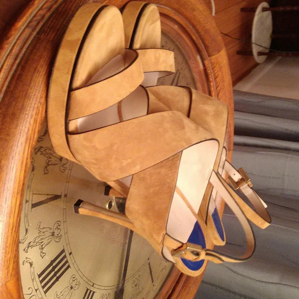 Stuart Weitzman Shoes - Picture 12 of 13